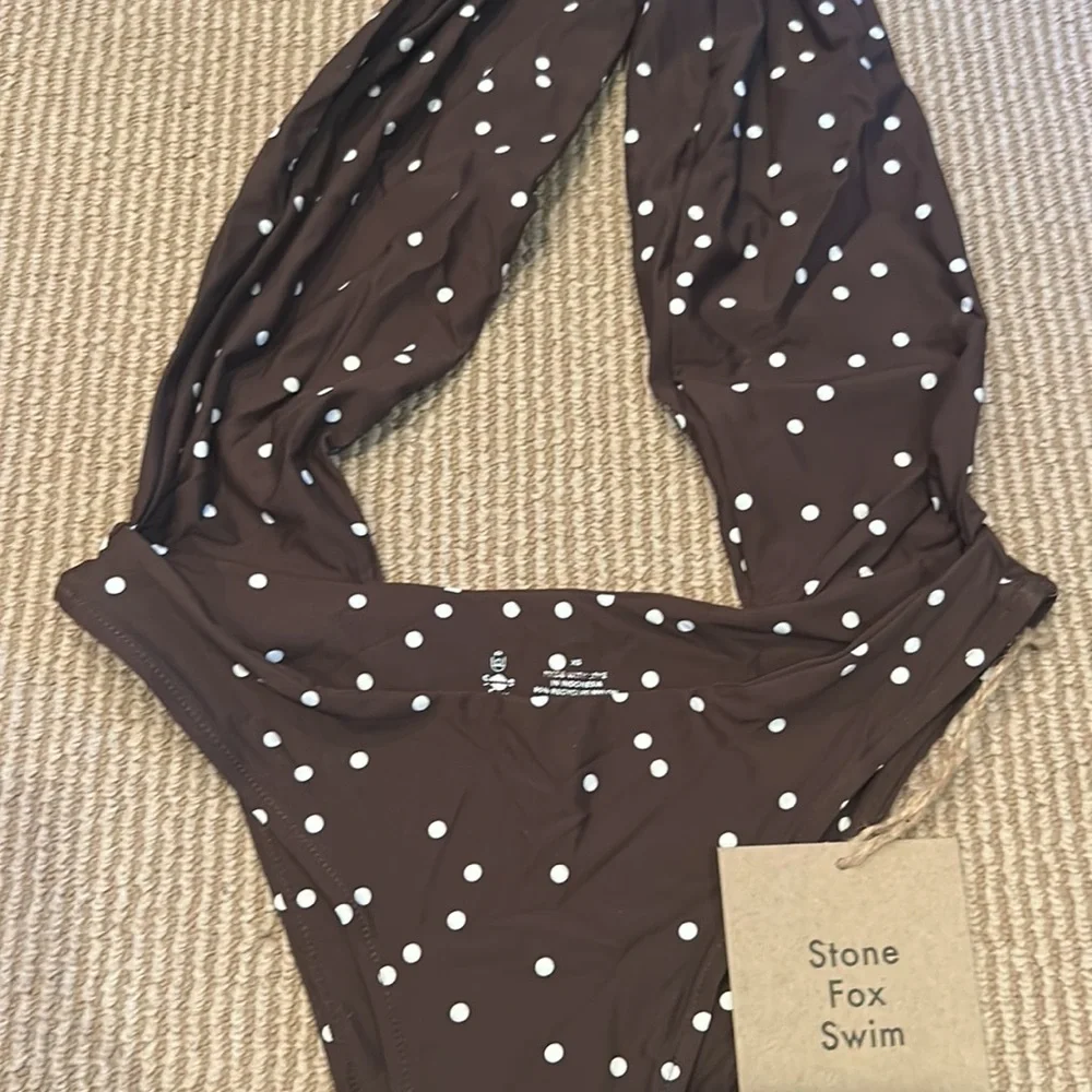 NWT FP x STONE FOX SWIM azalea one piece in terra dot size XS